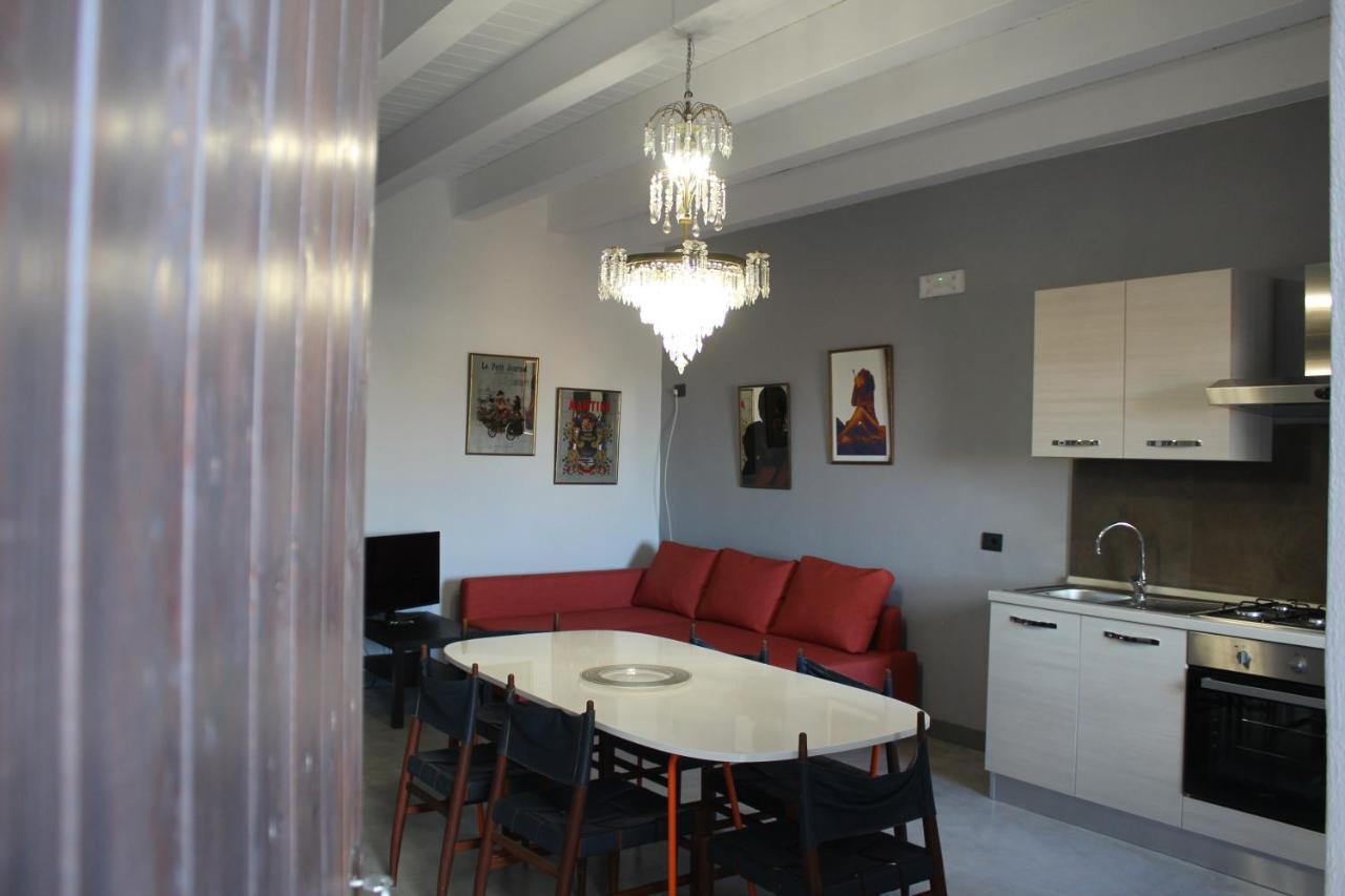Appartement PALAZZO GEREMIA - LE dimore dell'Antiquario à Acireale Extérieur photo